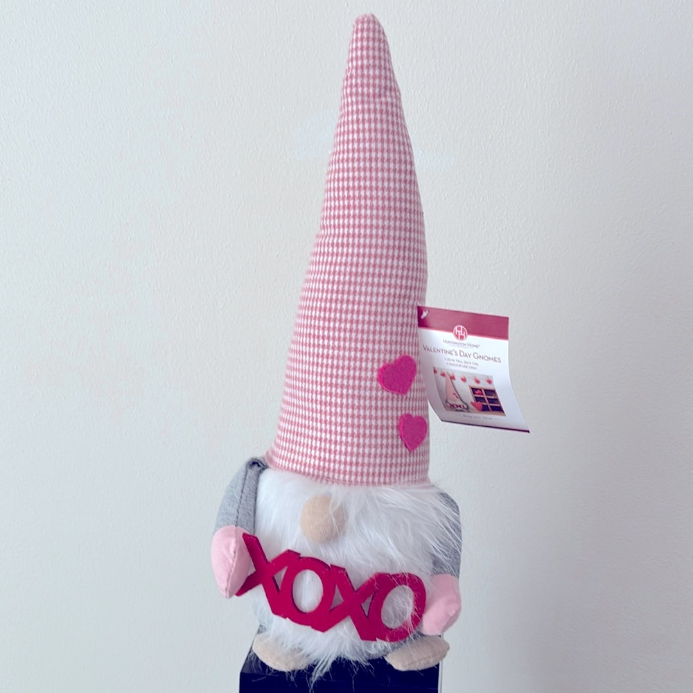 Valentine’s Day gnome